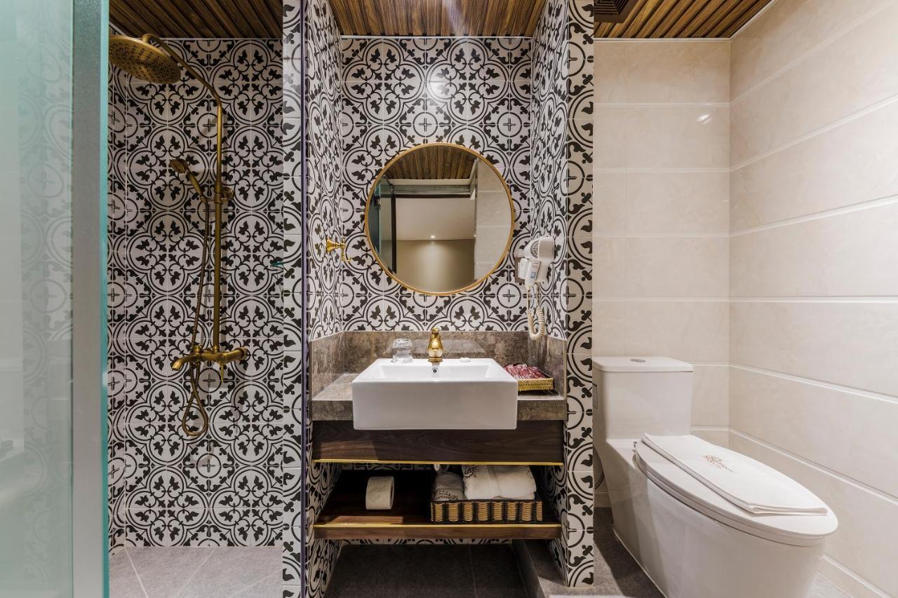 Sunflower Luxury Hotel Cidade de Ho Chi Minh Exterior foto